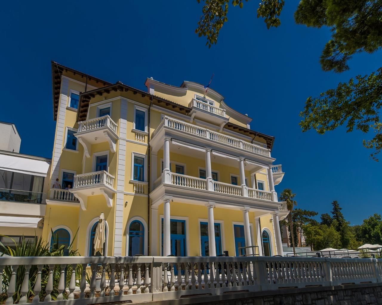 Boutiq Hotel Esplanade 4*, Crikvenica - NA UPIT