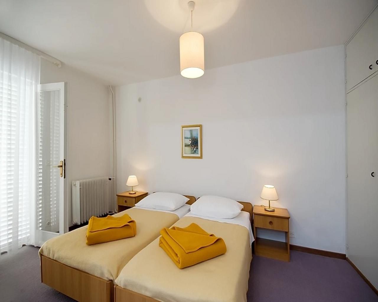 Hotel Biševo 2*, Komiža, Vis