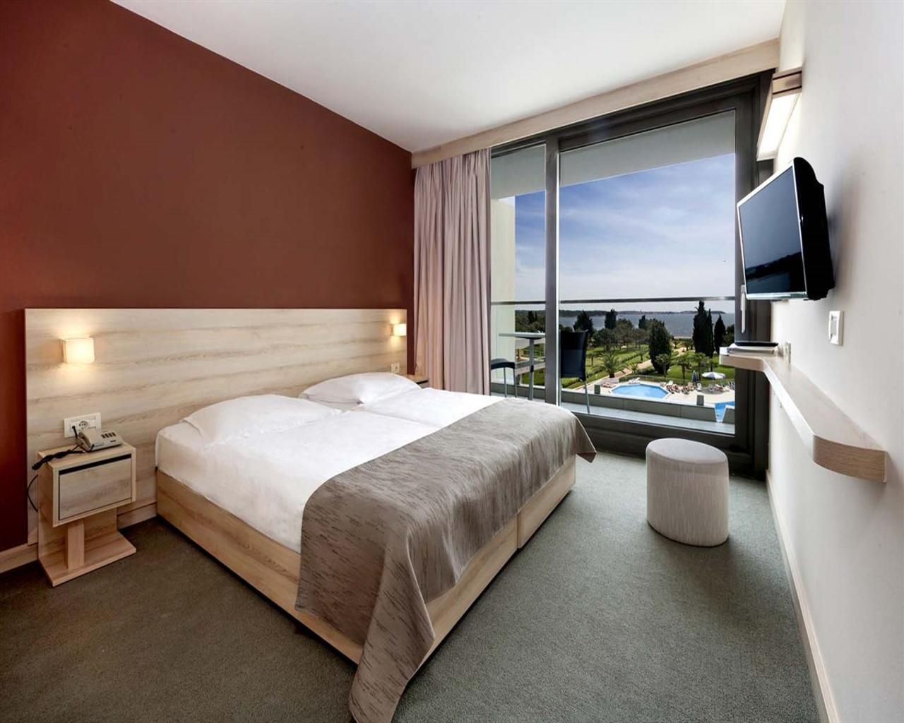 Hotel Laguna Materada 3*