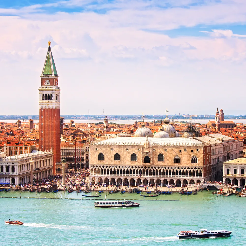 Panorama Venecije s pogledom na duzdevu palacu i Piazzetu San Marco