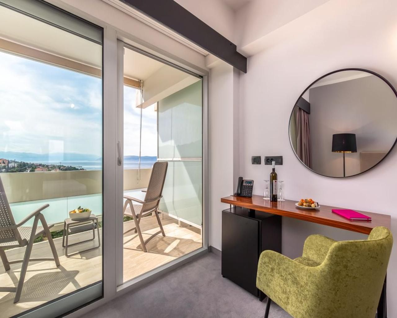 Hotel Omorika 4* i annex Omorika 3*, Crikvenica