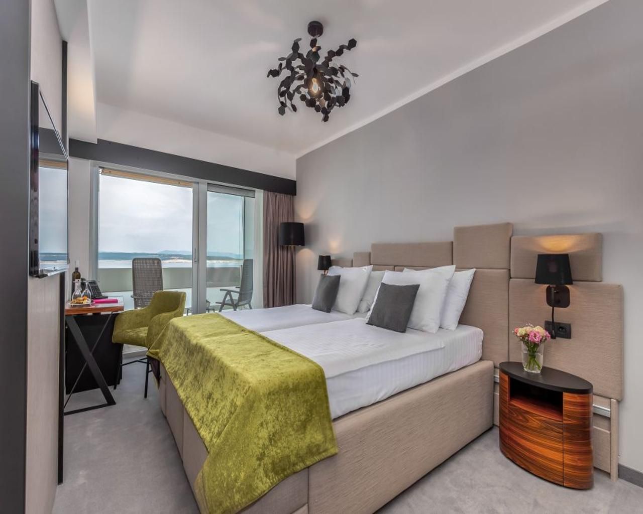Hotel Omorika 4* i annex Omorika 3*, Crikvenica