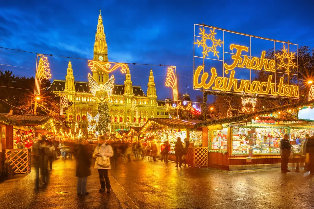 Wiener Christkindlmarkt na Rathausplatzu, najpoznatiji adventski sajam u Beču, koji posjećujemo prvog dana putovanja