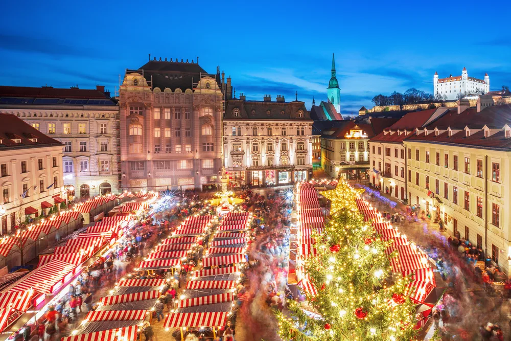 Božićni sajam u Bratislavi - program putovanja Prag, Beč i Bratislava