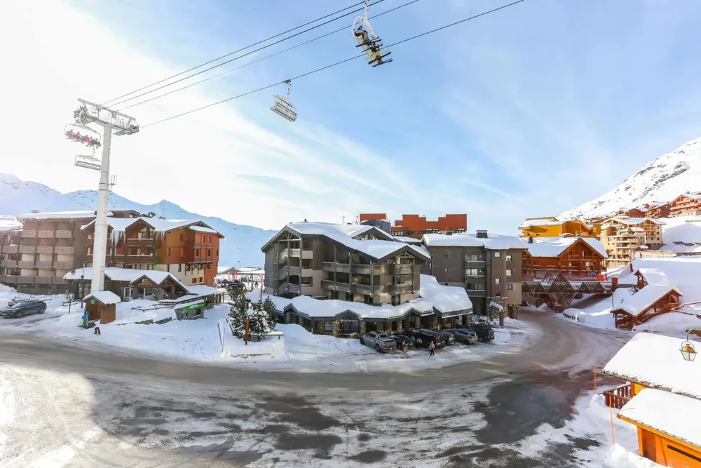 Pogled s balkona studija Eterlous 14 na središte Val Thorensa