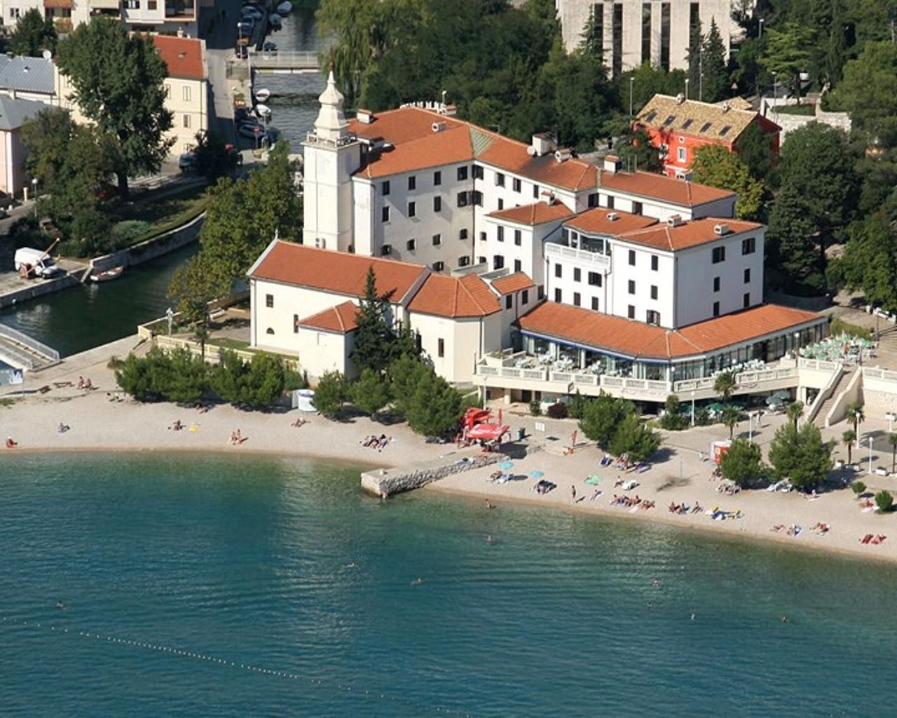 Hotel Kaštel 3*, Crikvenica