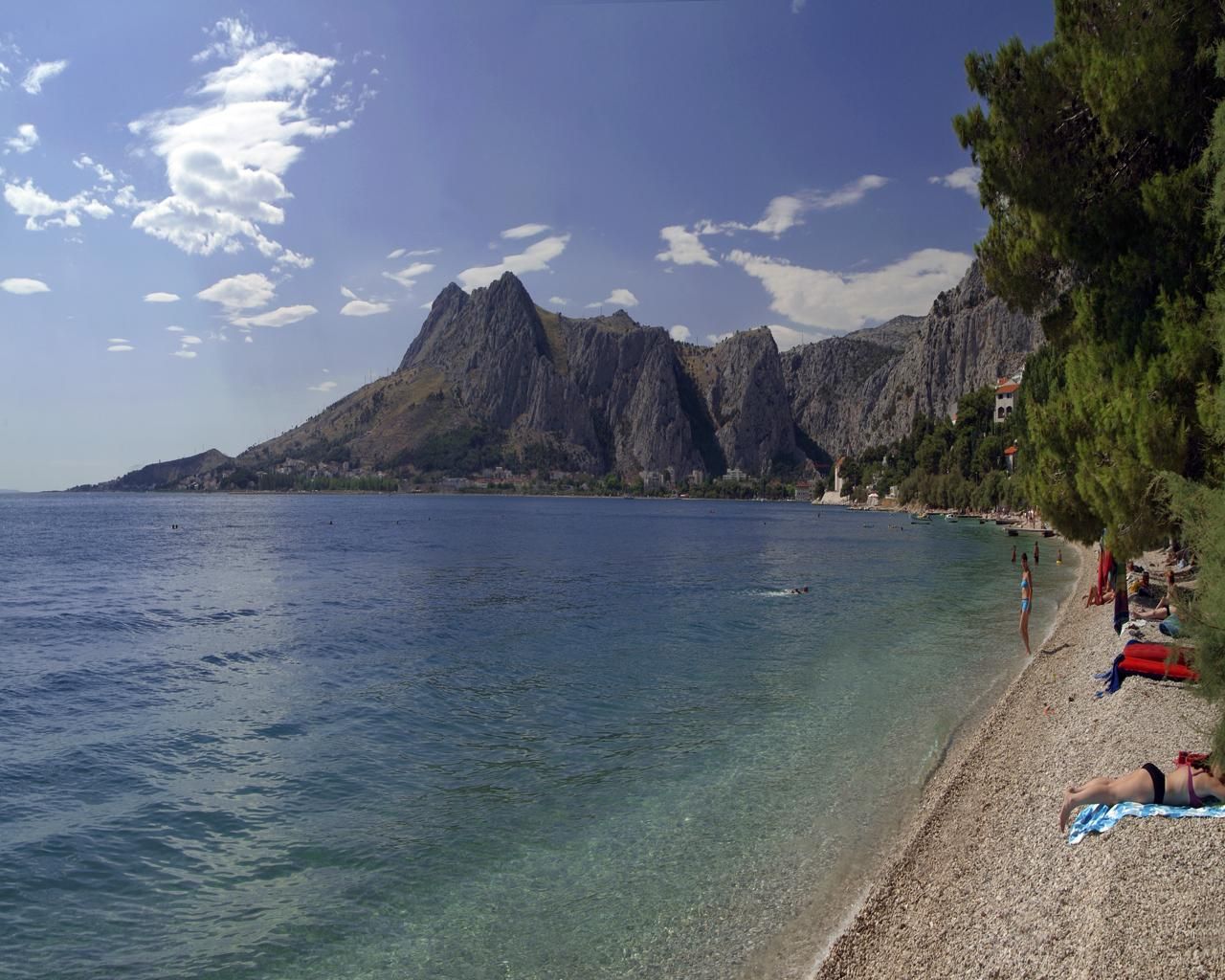 Turističko naselje Brzet 3*, Omiš - NA UPIT