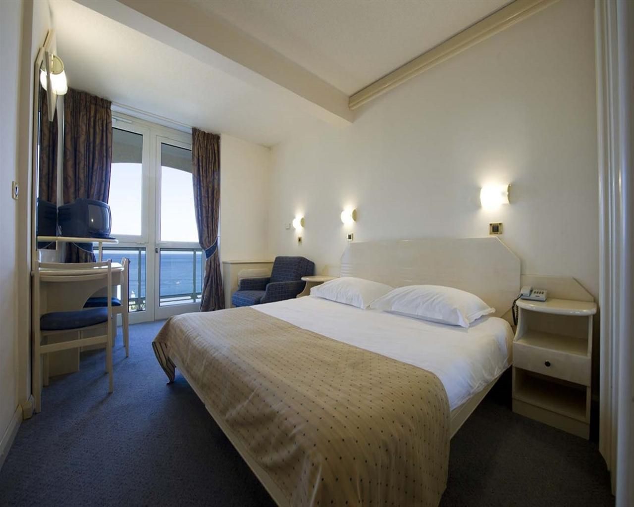 Hotel Laguna Gran Vista 3*