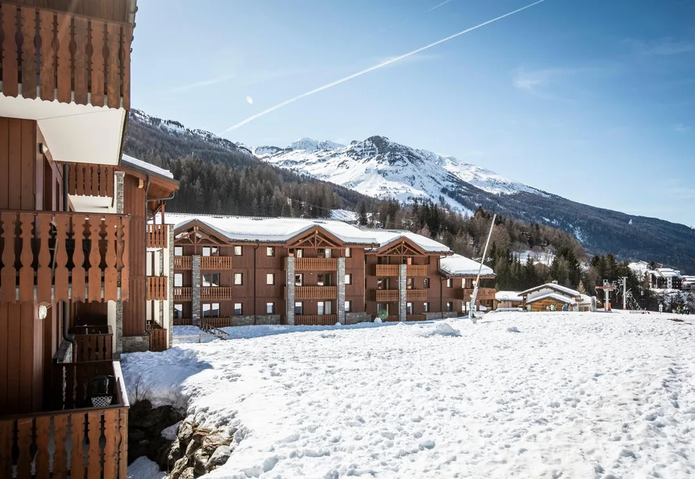 Rezidencija Les Balcons de Val Cenis Le Haut ispod zasniježenih vrhova Haute-Maurienne