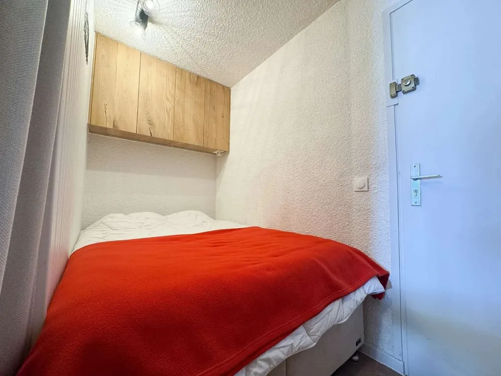 Kabina s bračnim krevetom (140 x 190 cm), apartman Sérac Q6