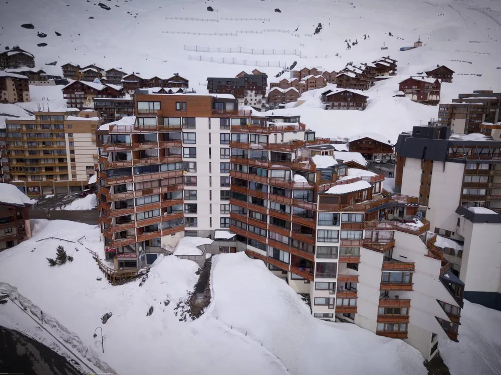 Pogled na rezidenciju Les Trois Vallées i četvrt Péclet u Val Thorensu