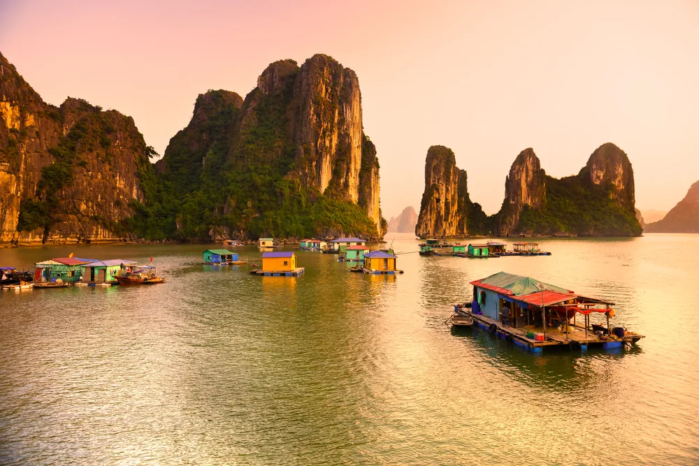 Vijetnam i krstarenje zaljevom Halong Bay luksuznim brodom Venus Cruise – galerija 1